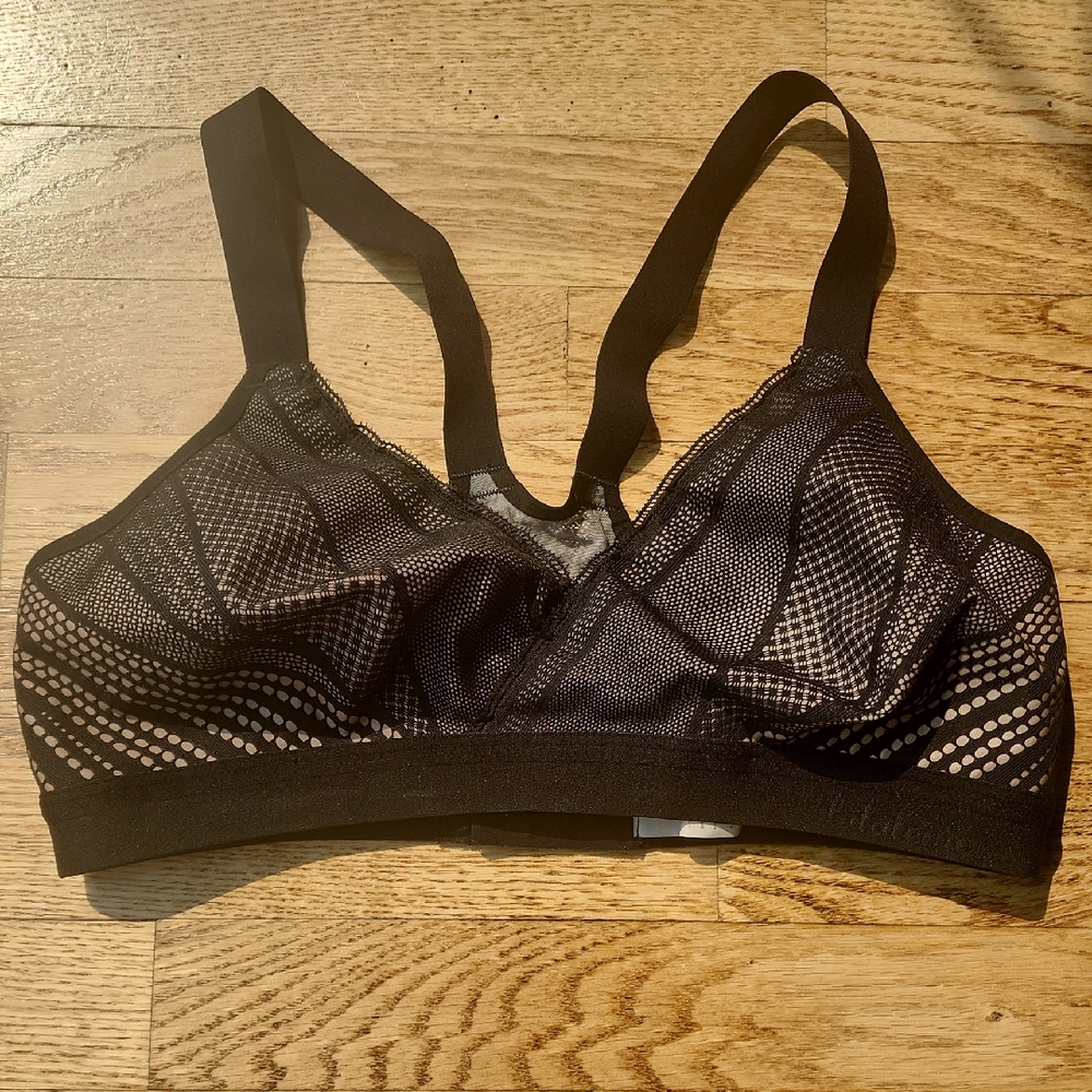 (34D) lululemon athletica Mesh Bra Black & Beige Comfortable Athletic Athleisure
